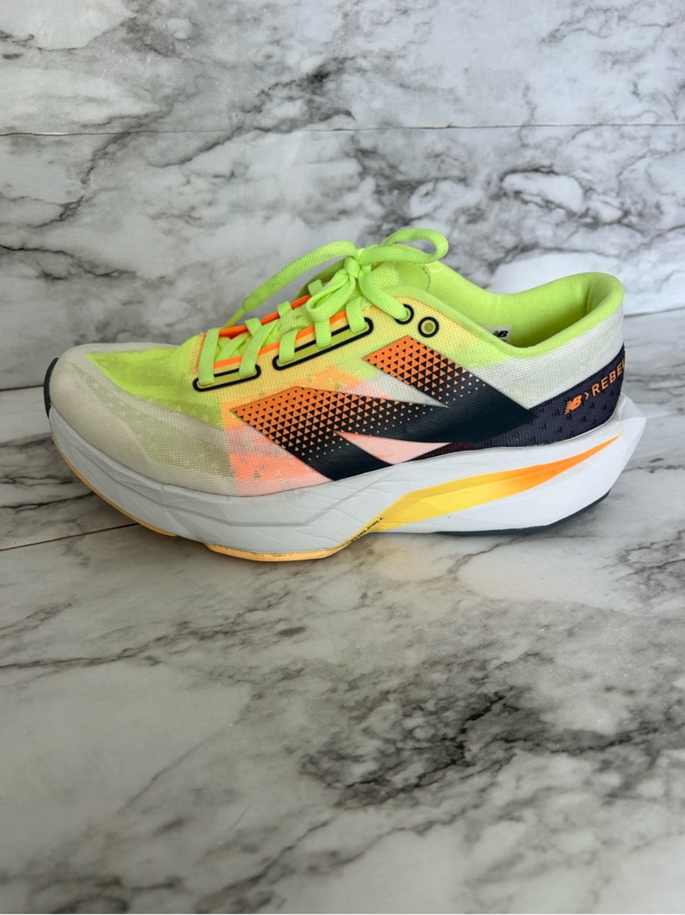 New Balance | women’s size 7.5 Fuelcell Fuel Cell Rebel V4 running tennis shoes - Picture 8 of 15